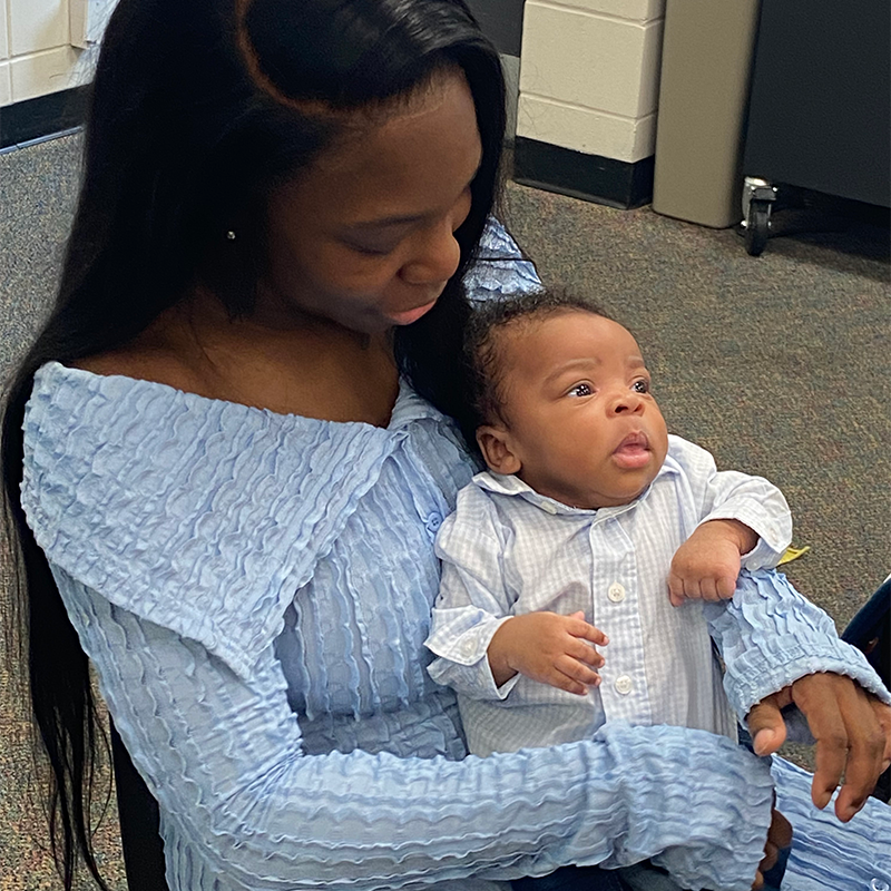 Mom-baby3